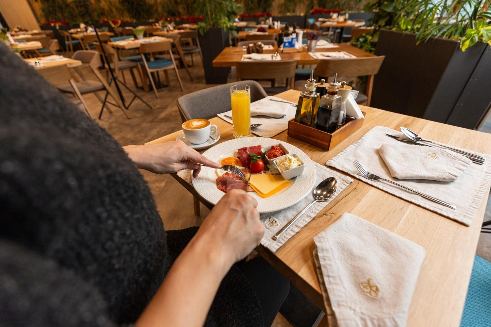 Hotel Ramonda Boljevac Экстерьер фото